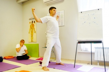Тренинг «Йога-терапия для спины. Протрузии и грыжи»